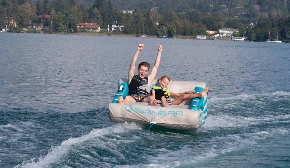 Spinera Lounger napihljiva vlečna tuba za čoln