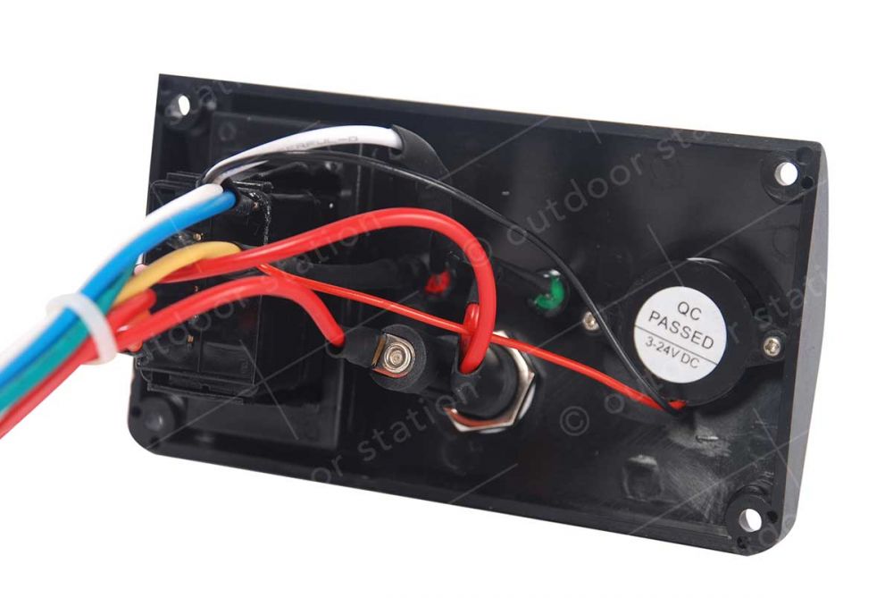 Stikalo in alarm za kalužno črpalko 115x63mm