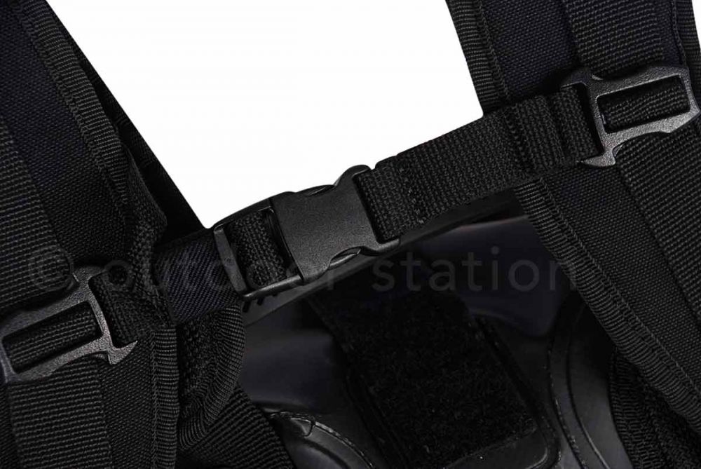 Večnamenski vodoodporni nahrbtnik Feelfree Roadster 25L Bela